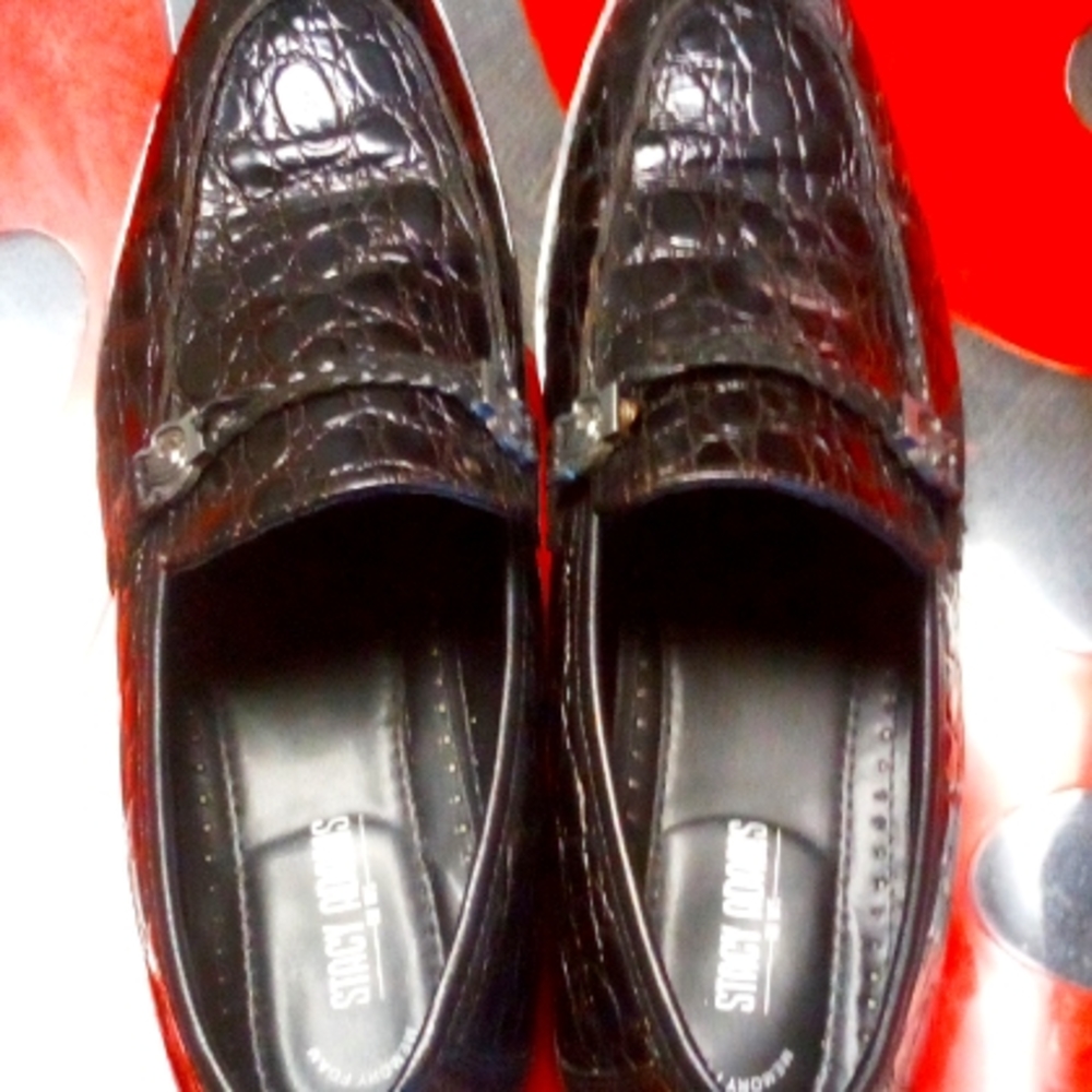 Dress shoes